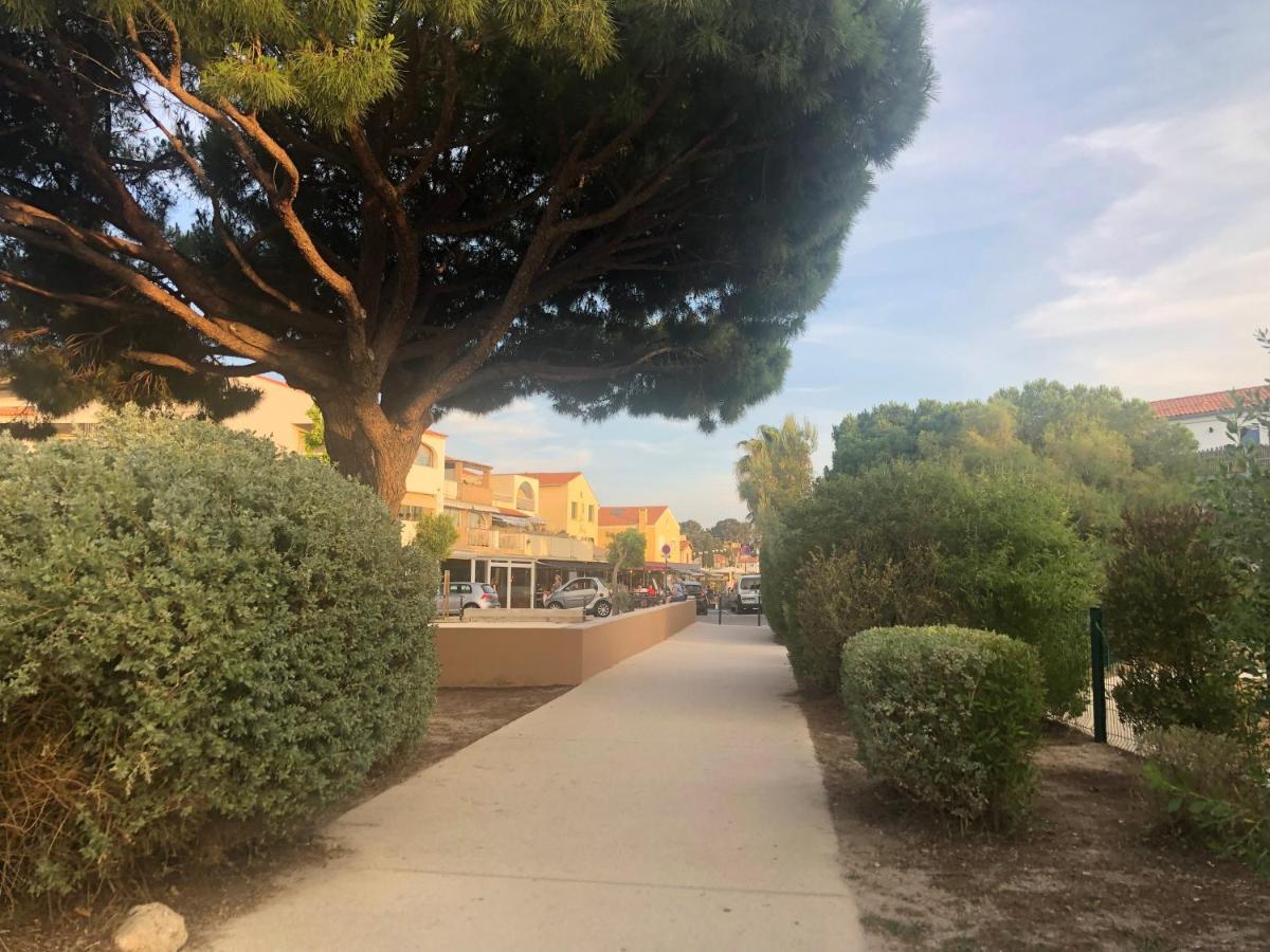 Studio Bord De Mer Et Vue Sur Mer Wifi Offert La Seyne-sur-Mer Exterior photo